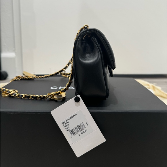 Chanel 22B Black Mini Flap Rectangle Open Heart Gold Logo Shoulder Crossbody Bag - Picture 2 of 7